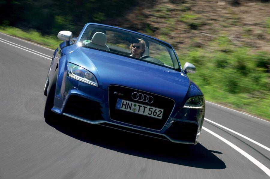  Audi TT RS Roadster (8J) 2009 года  (WW) (фото 38 из 47)